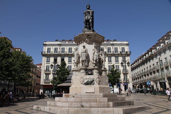 Plaza Luís de Camões